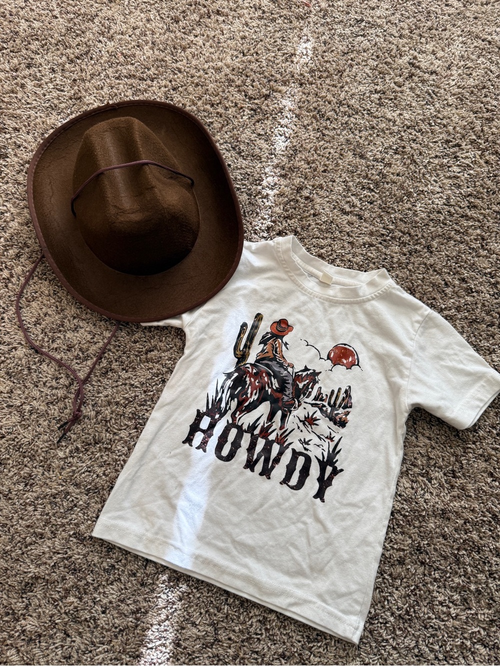Howdy Graphic Kids Tee - White